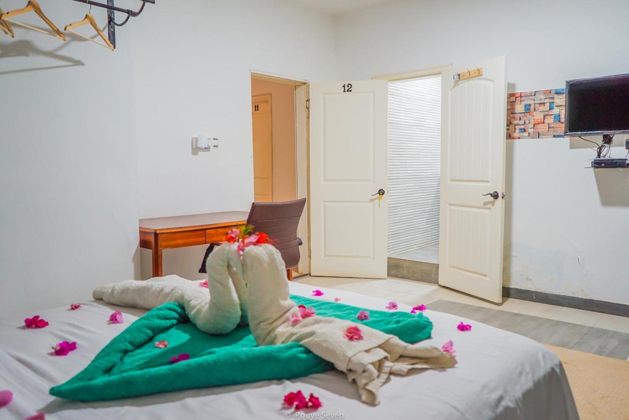 Mgm Apartments Gambia Kololi Zewnętrze zdjęcie