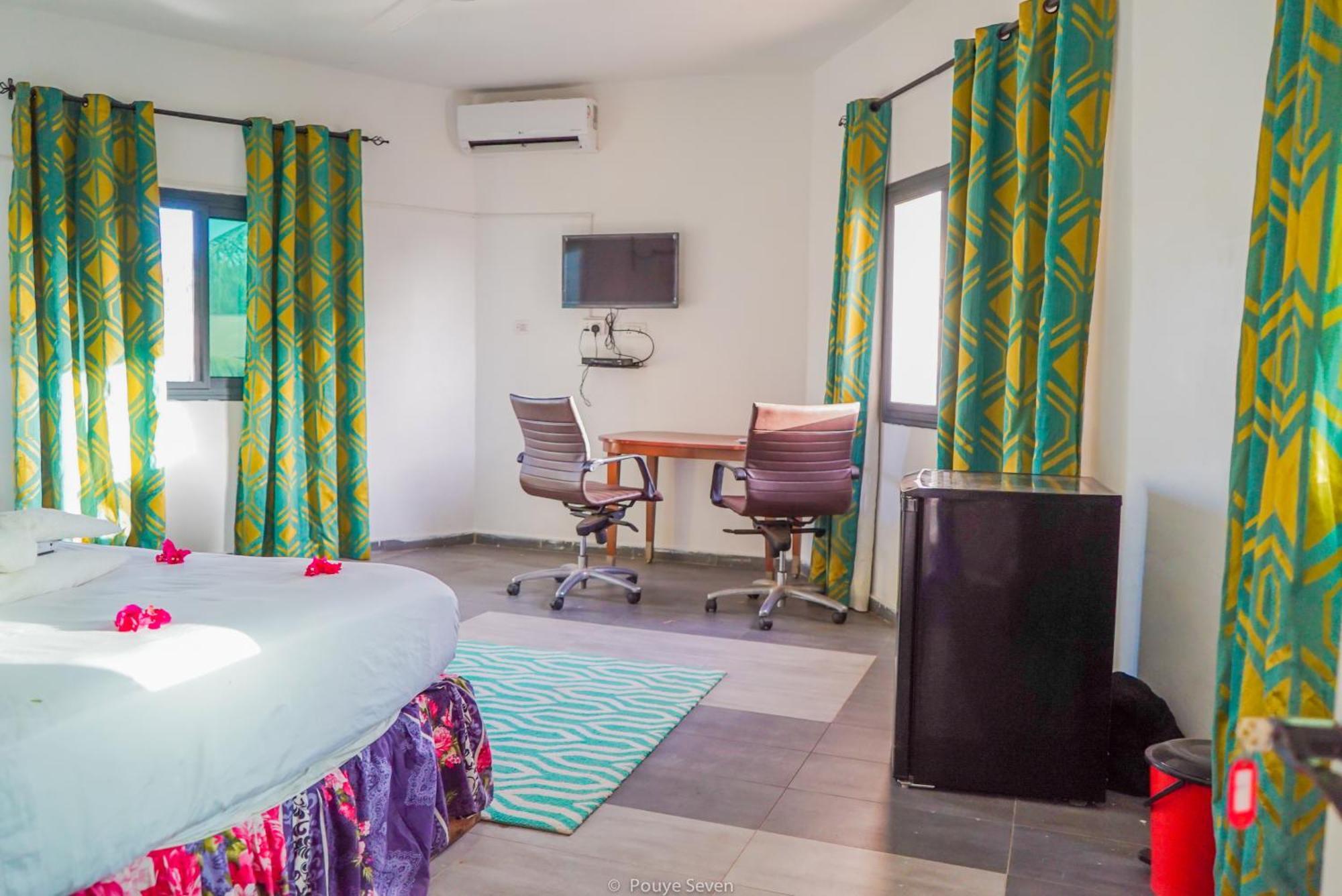 Mgm Apartments Gambia Kololi Zewnętrze zdjęcie