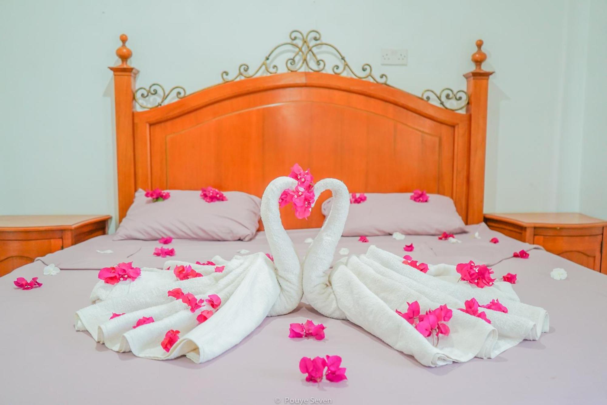 Mgm Apartments Gambia Kololi Zewnętrze zdjęcie